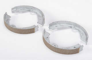 Brake Shoe Set 958 Cayenne / Taycan / 971 Panamera  - Set of 4 Shoes