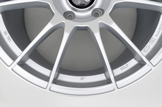 OZ Ultraleggera HLT (11x19ET50) 10,4 Kg Race Silver