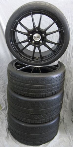 Jeu de roues OZ Ultraleggera HLT noir 8,5+12x19 ET51/53 avec Michelin Pilot sport cup 2 N0