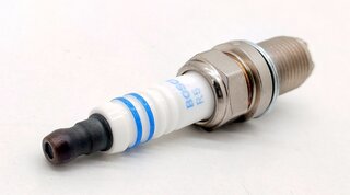 Spark Plug 986 Boxster 2.7 L + 3.2 L / 996.1 - FGR 6 KQE - Bosch Super 4 - Sold Individually