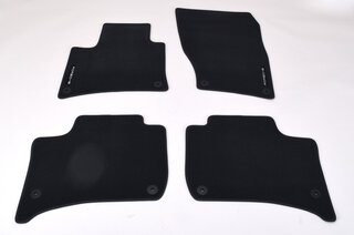 Floor Mat Set 958 Cayenne - Without Rear HVAC - Black Velour