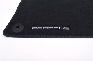 Floor Mat Set 958 Cayenne - Without Rear HVAC - Black Velour