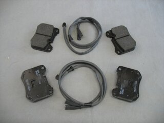 Brake service kit  front  ( no Discs!)   928  78-82
