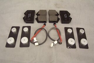 Brake service kit  front  ( no Discs!)   944  Turbo 87-89 (not for turbo S)