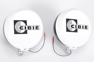 Jeu phares longue-portée Cibié classic Ø180mm (corps noir mat cercle chromé)