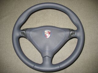 Dreispeichenlenkrad Tiptronic Metropolblau