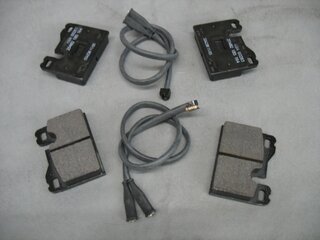 Brake service kit  rear  ( no  Discs!)   928  78-85 from FG- 928810801