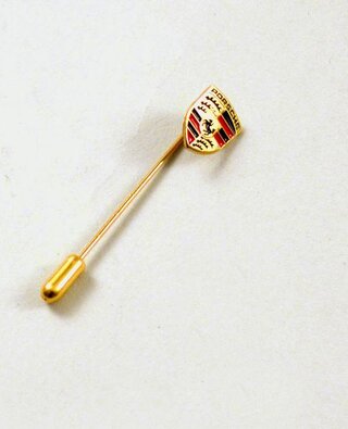 Pin color emblem