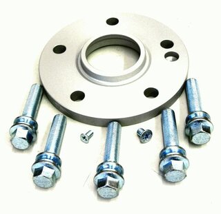 Wheel Spacer Cayenne  - 15 mm - Hub Centric - Anodized with Bolts - Silver - Sold Individually