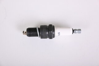 Splitfire Performance Spark Plug 911 / 928 / 944 - Exclusive V Electrode