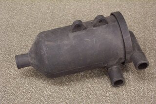 Oil separator
