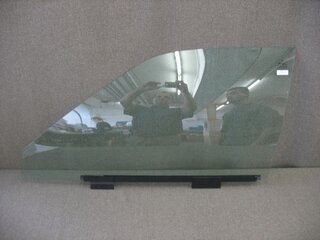 Door glass left