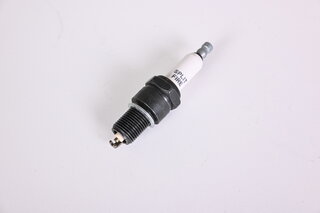Splitfire Performance Spark Plug 911 / 928 / 944 - Exclusive V Electrode