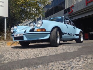 Frontschürze 911 RSR 73 / 2,8 mit großer Öffnung Ölkühler Kevlar