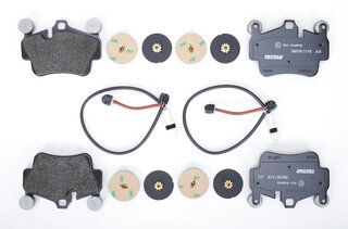 Brake service kit  rear  ( no Discs!) 997-2 C4S 09-