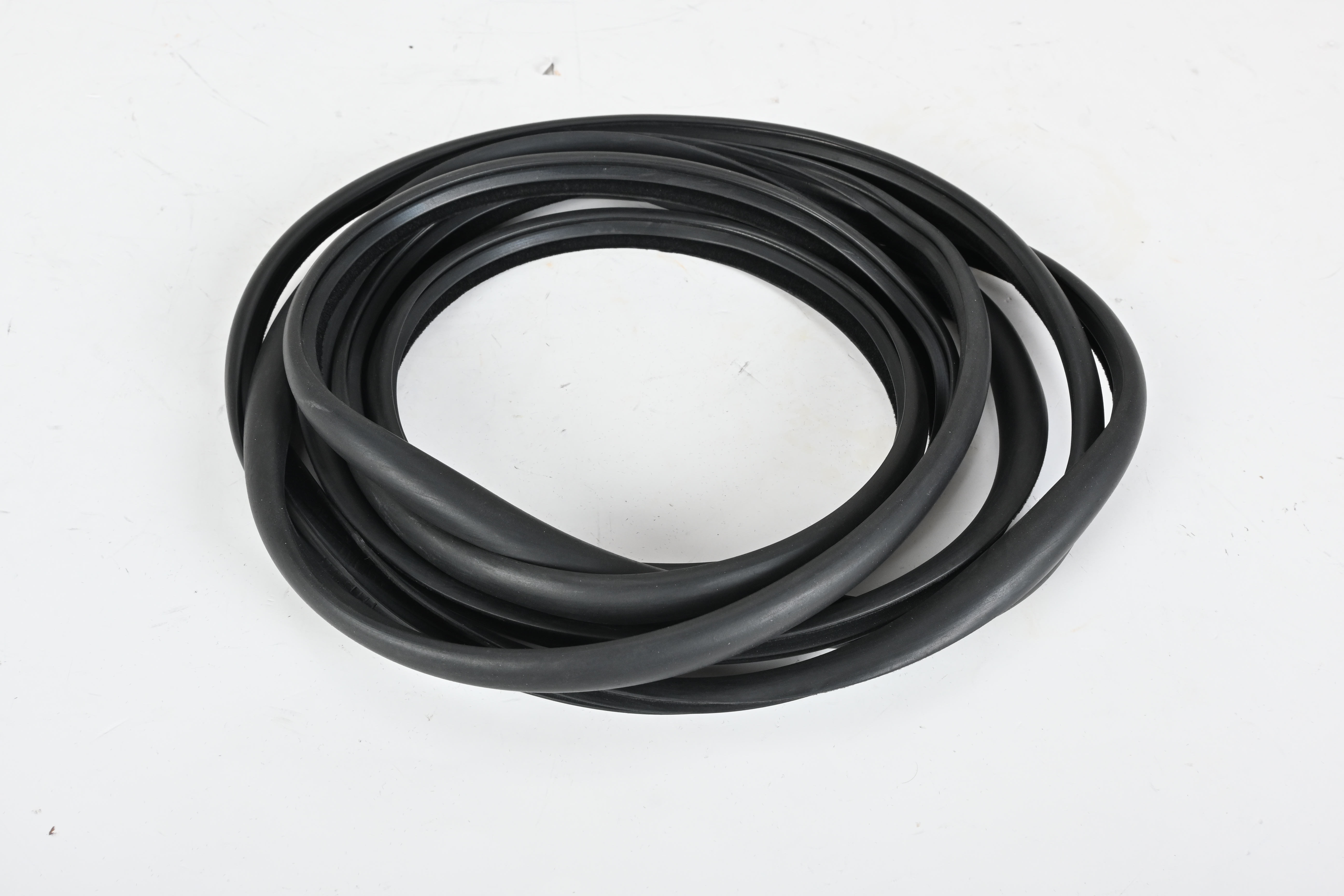 Gasket 944S2/Turbo/968/993 94-98 - Windshield - Front - Outer - Sealing ...