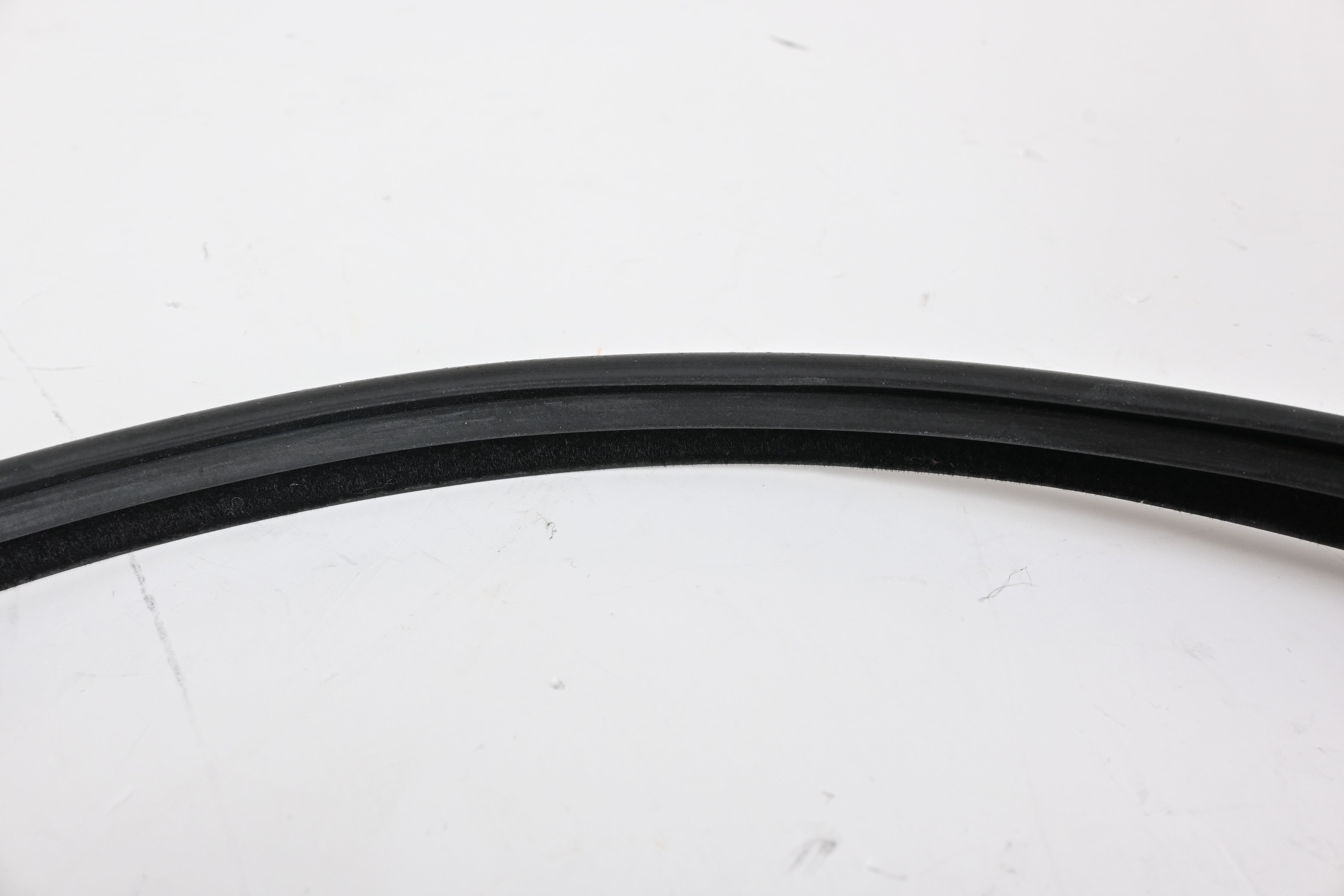 Gasket 944S2/Turbo/968/993 94-98 - Windshield - Front - Outer - Sealing ...